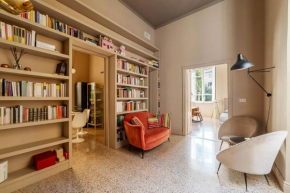 Central and Modern apartment in Rione Monti
